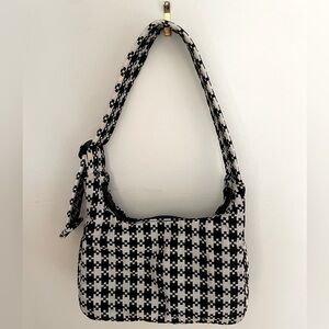Houndstooth Baggu shoulder bag, great condition